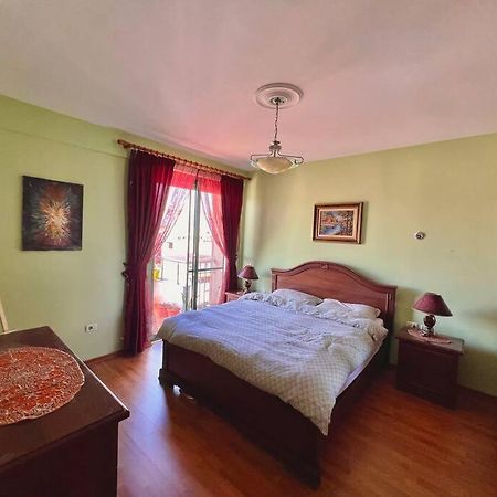 Central Tirana Flat Near Bazaar ภายนอก รูปภาพ